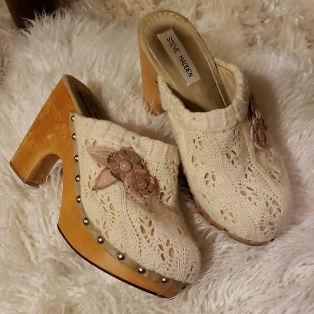 Steve Madden Clogs